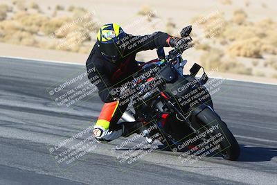 media/Jan-14-2024-SoCal Trackdays (Sun) [[2e55ec21a6]]/Turn 12 Inside (945am)/